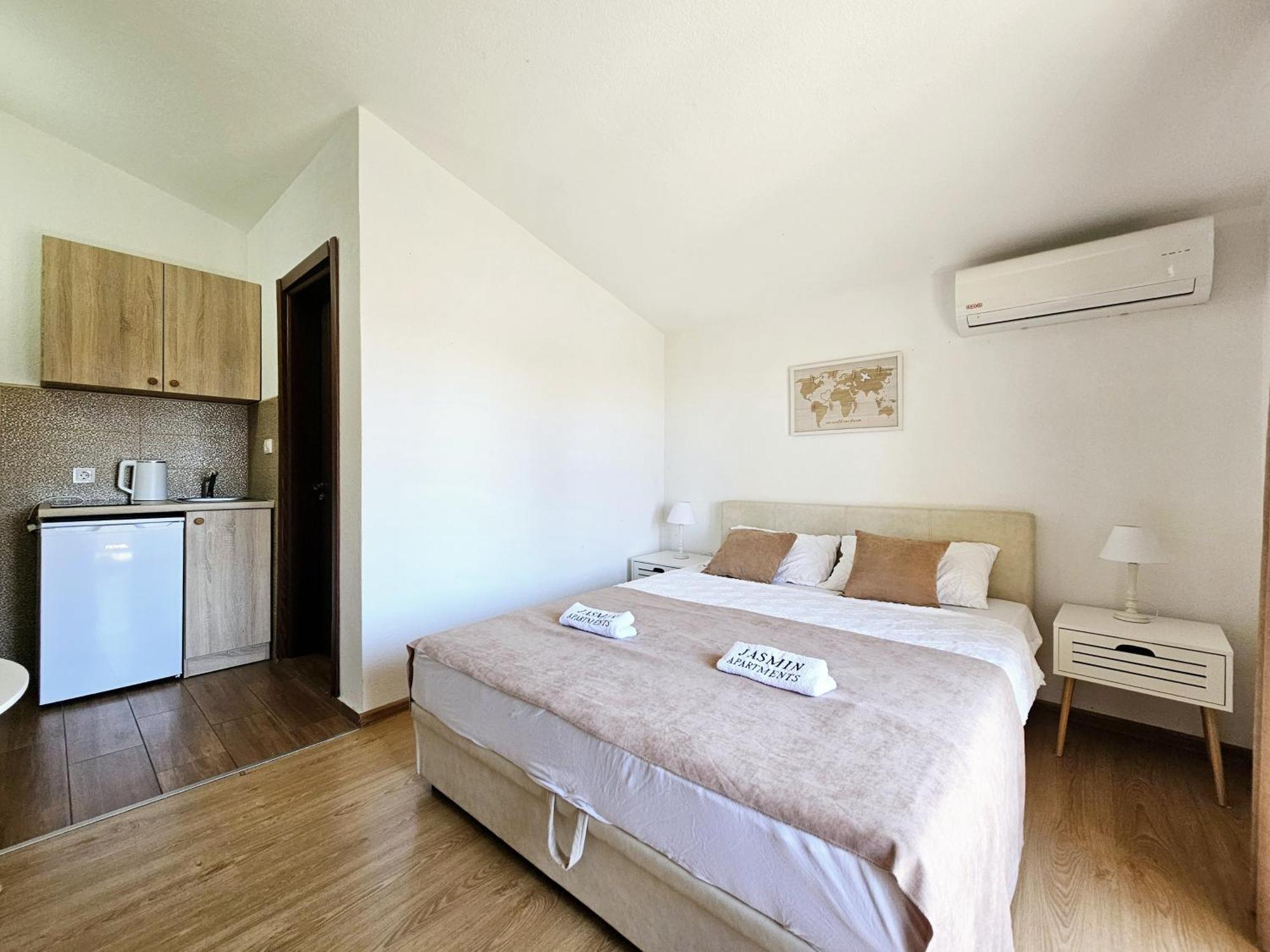 Jasmin Apartmani Bar Esterno foto